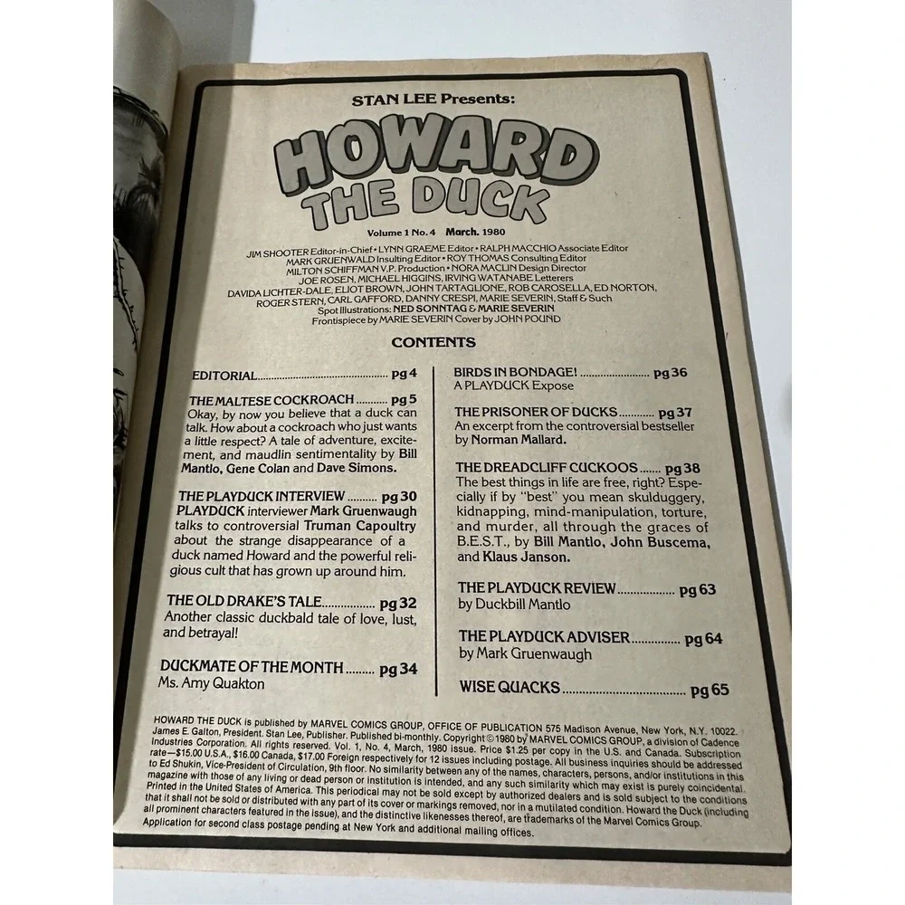HOWARD THE DUCK MAGAZINE Lot Of 2 #2 #4‎ MARVEL 1979 VAL MAYERIK COVER